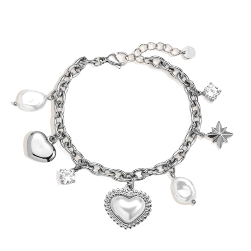 BIG HEART CHARM ARMBAND